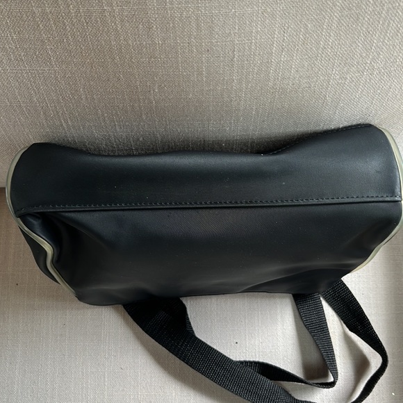 Vintage Black Nylon Steve Madden Handbag 10”x7” - Picture 5 of 5